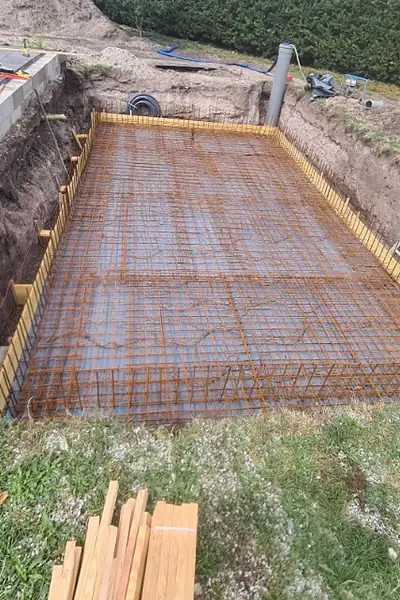 Après : Terrassement & ferraillage du radier, Listrac-Médoc (Gironde)