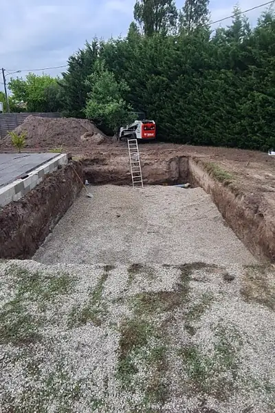 Avant : Terrassement & ferraillage du radier, Listrac-Médoc (Gironde)